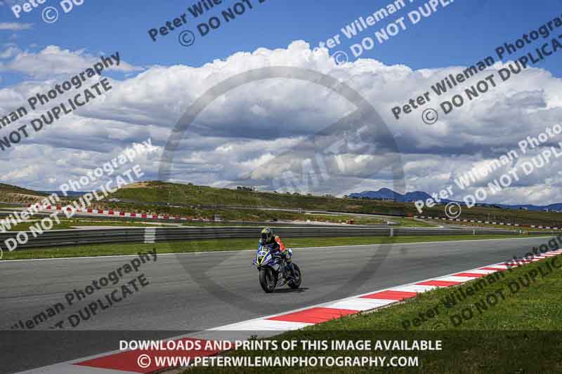 cadwell no limits trackday;cadwell park;cadwell park photographs;cadwell trackday photographs;enduro digital images;event digital images;eventdigitalimages;navarra;no limits trackdays;peter wileman photography;racing digital images;trackday digital images;trackday photos